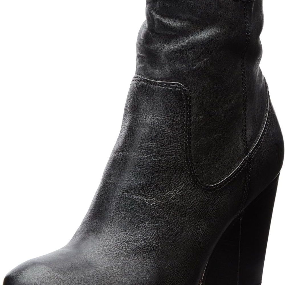 FRYE Women's Patty Artisan Zip Bootie, Black, 10
